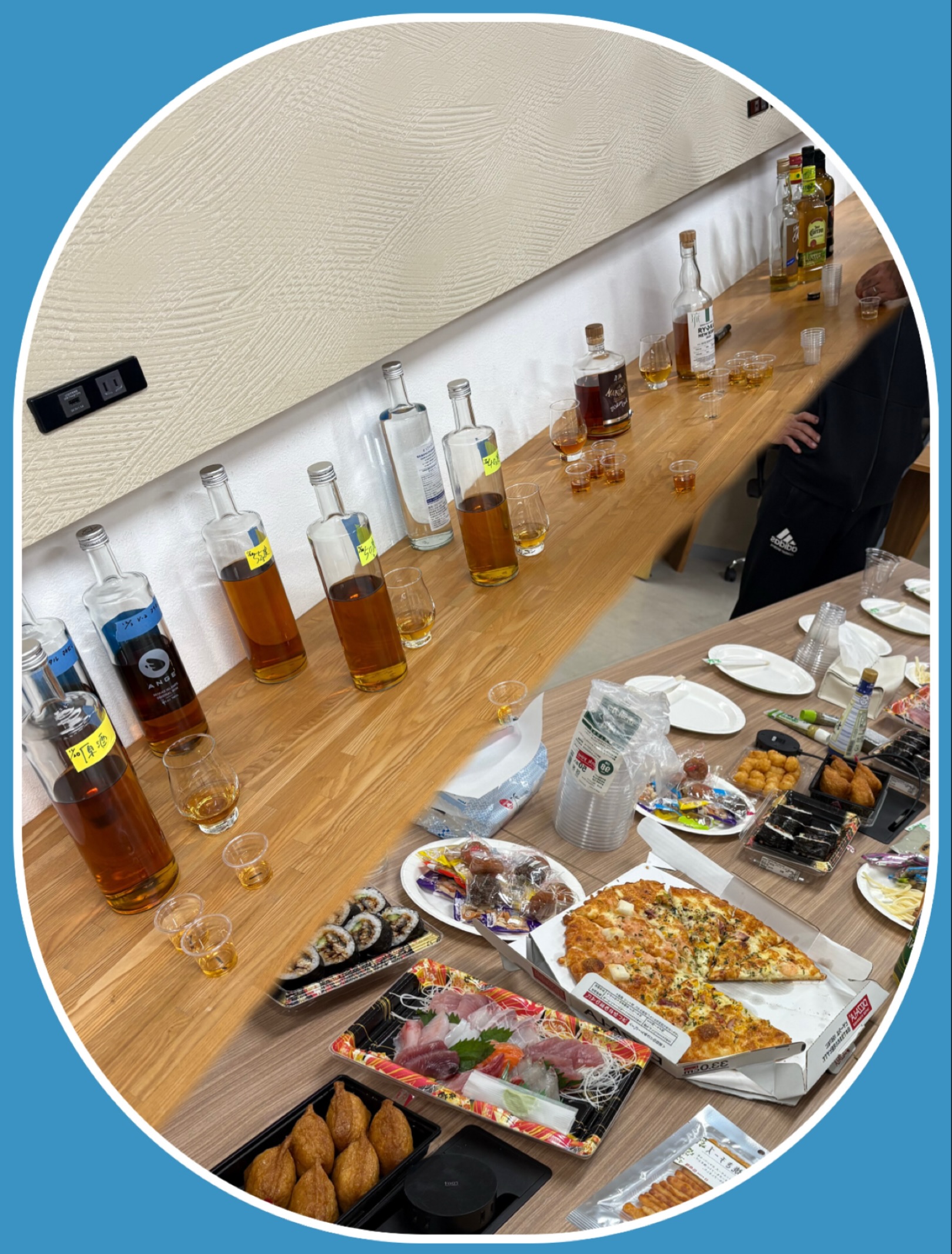 🍸
先日、現在熟成中の木樽ラムの度数を
決めるための社内テイスティングを行いました🥃✨ まだ、現在はホワイトラムのみを販売していますが、 次のプロダクトとして 
“樽熟成ラム” のリリースを準備しています‼️
アルコール度数の違いによる
香り・口当たり・余韻の変化を丁寧に確認しながら、 理想の一杯に近づける大切な工程。 みんなで真剣に向き合った時間でした。
.
////////////////////////////
MIYAKO ISLANDS
ORIGINAL RUM
・・ANGE・・
////////////////////////////
.
ぜひアカウントフォローをよろしくおねがいします❣️
.
#SAHIRAスピリッツ製造所 #ANGE #RUM #ラム #沖縄 #宮古島お土産 #宮古島カクテル #宮古島 #miyako #サトウキビ #宮古島ラム #미야코지마 #羽のばしちゃう？ #木樽熟成 #樽酒